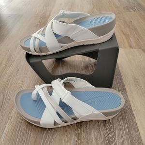 Baretraps Sandals